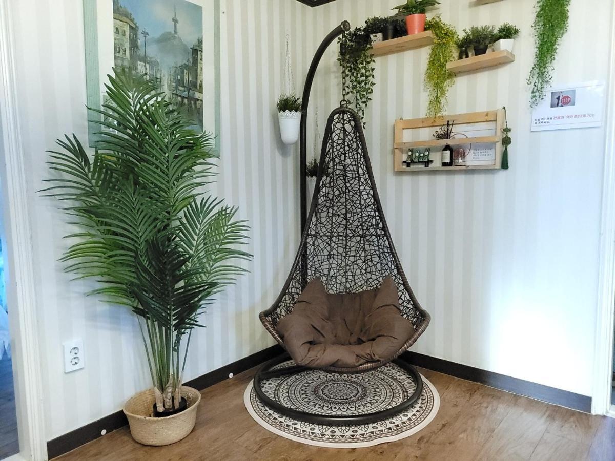 For Family Group, 4Min To Seoul Station Apartment Exterior photo